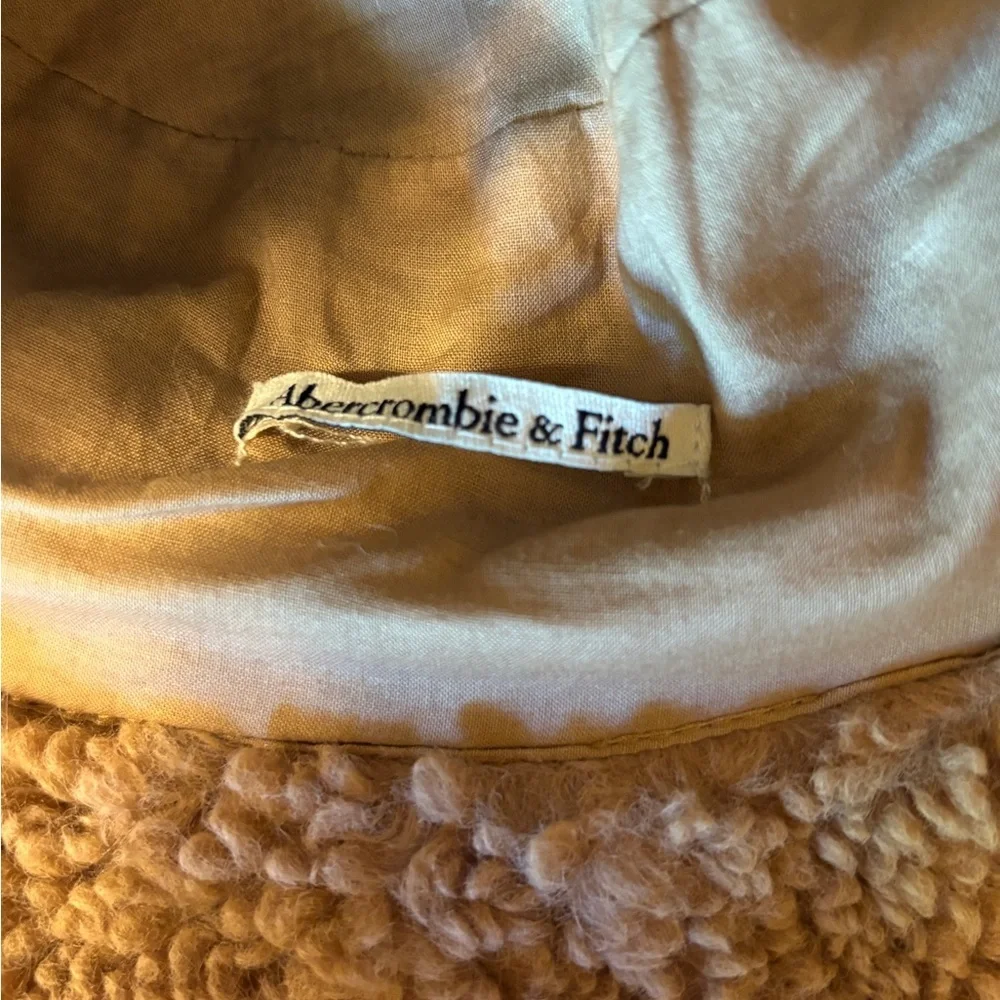 Abercrombie & Fitch Kids Teddy Sherpa Bucket Hat One Size